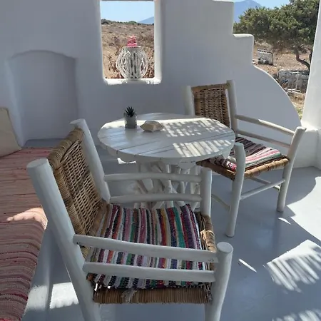 Palio Karnagio παλιό καρνάγιο Apartment