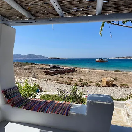 Palio Karnagio παλιό καρνάγιο Apartment *