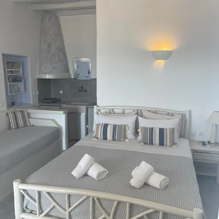 Palio Karnagio παλιό καρνάγιο Apartment