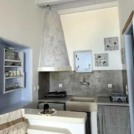 Palio Karnagio παλιό καρνάγιο Apartment Koufonisia