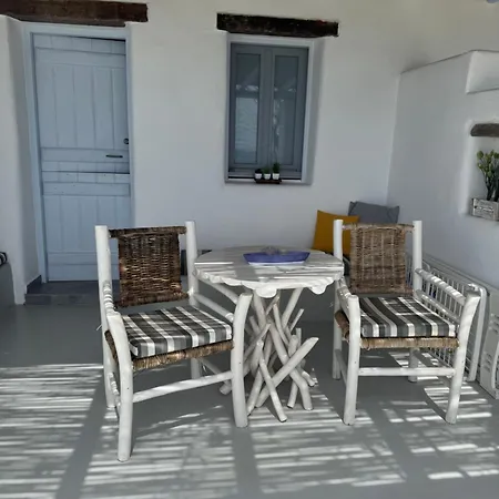 Palio Karnagio παλιό καρνάγιο Apartment